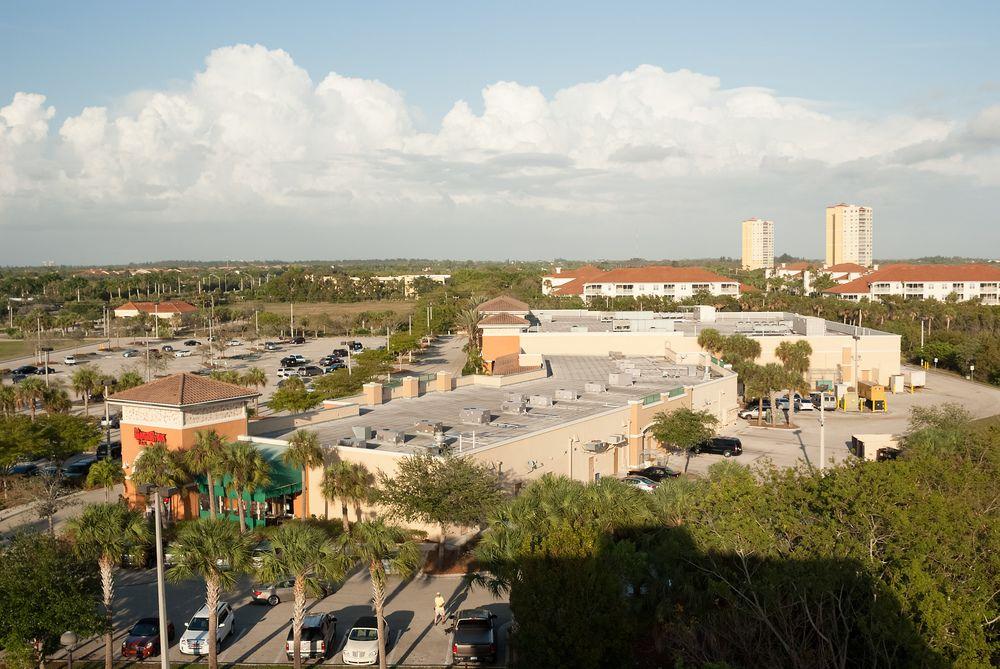 Residence Inn Fort Myers Sanibel Truckland Exterior photo