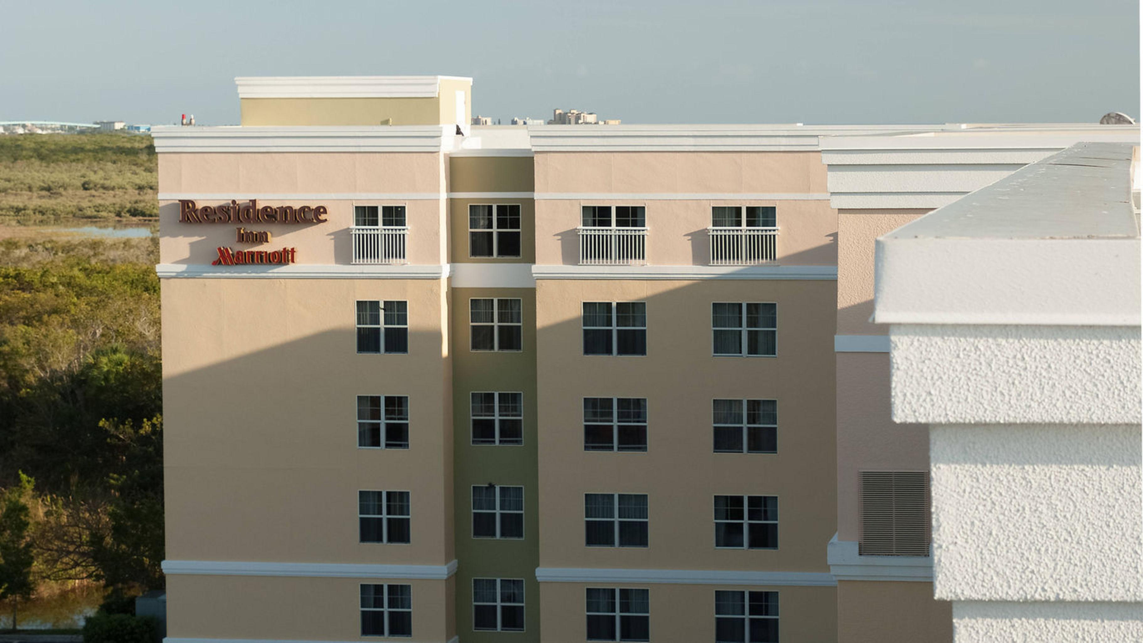 Residence Inn Fort Myers Sanibel Truckland Exterior photo